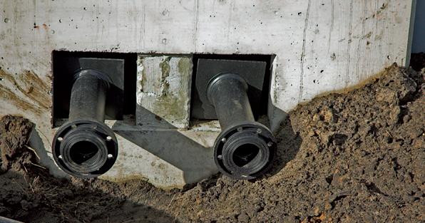 Araldite_2014_SMC_sewer_pipes.jpg